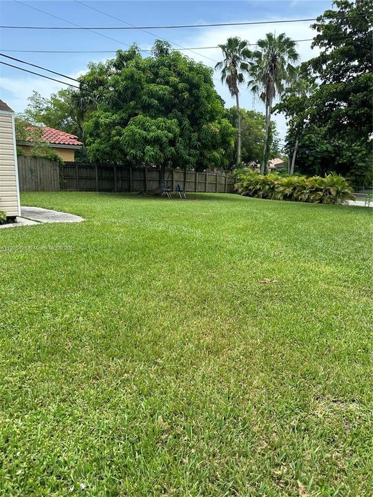 For Rent: $3,850 (3 beds, 2 baths, 1475 Square Feet)