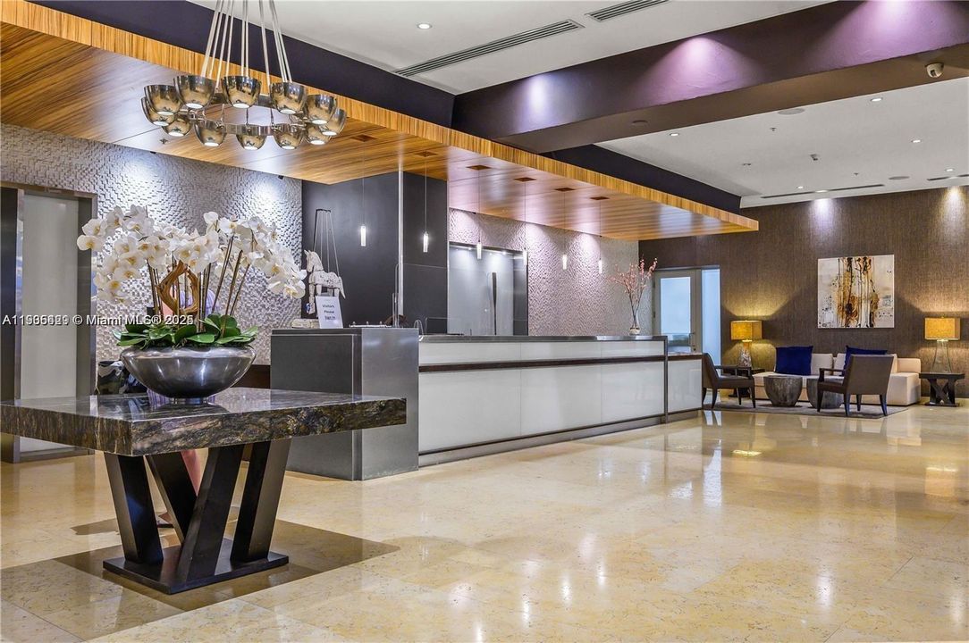 For Sale: $739,000 (2 beds, 3 baths, 1288 Square Feet)