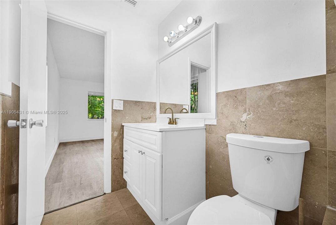 For Sale: $499,999 (3 beds, 2 baths, 1268 Square Feet)