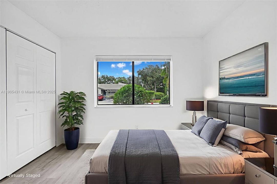 For Sale: $499,999 (3 beds, 2 baths, 1268 Square Feet)