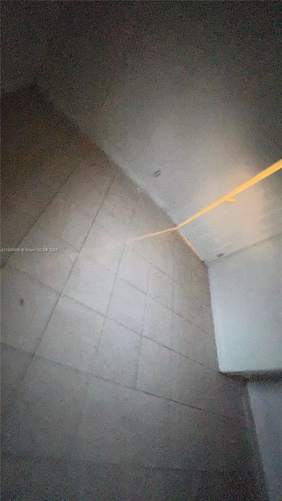 Active With Contract: $2,100 (2 beds, 1 baths, 1678 Square Feet)