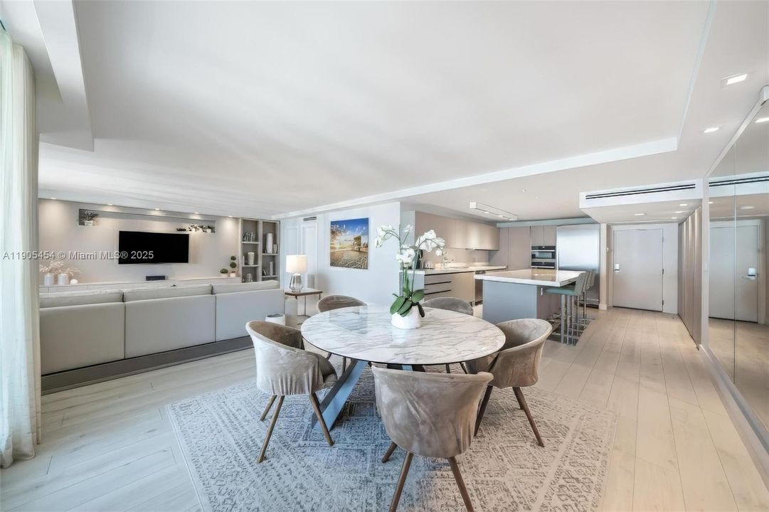 For Sale: $2,999,000 (2 beds, 2 baths, 1640 Square Feet)