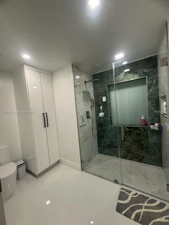 На продажу: $774,900 (4 спален, 3 ванн, 1621 Квадратных фут)