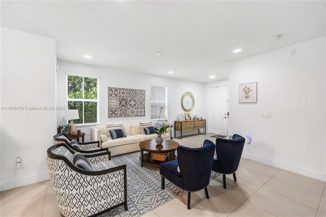 En Venta: $1,225,000 (5 camas, 5 baños, 3160 Pies cuadrados)