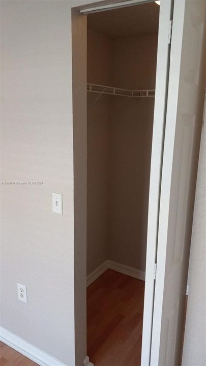 For Rent: $1,975 (2 beds, 2 baths, 1088 Square Feet)