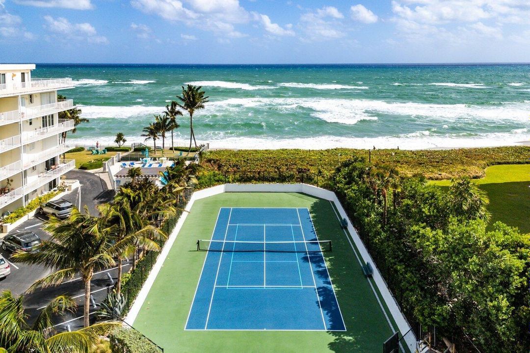 Tennis