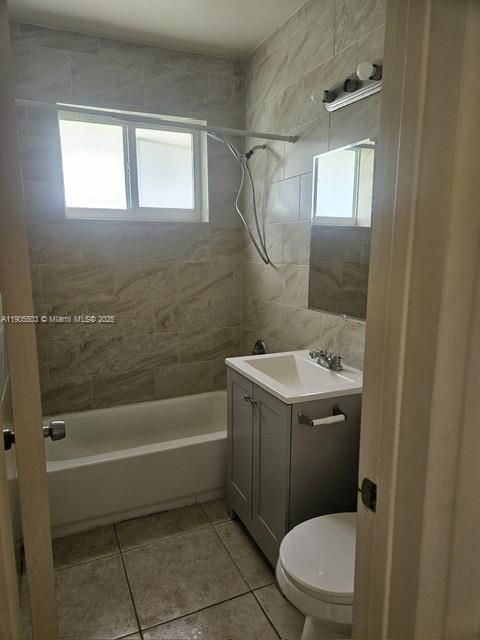 For Rent: $2,000 (2 beds, 1 baths, 800 Square Feet)