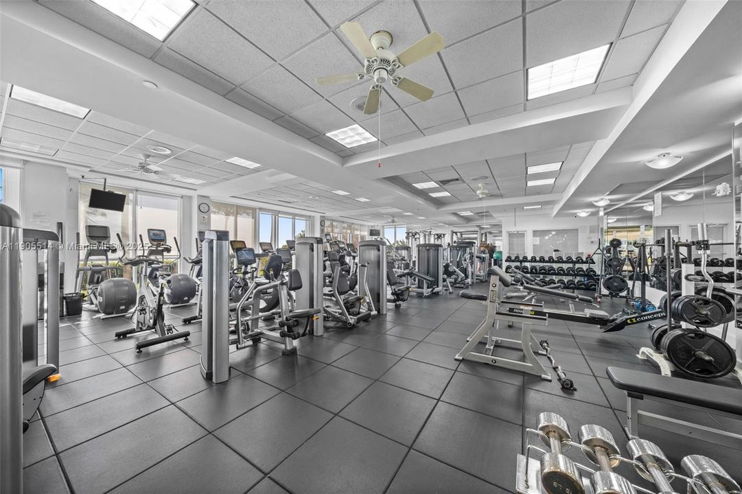 For Sale: $2,499,999 (3 beds, 4 baths, 3206 Square Feet)