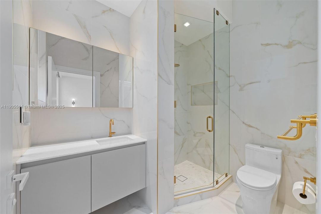 For Sale: $2,499,999 (3 beds, 4 baths, 3206 Square Feet)