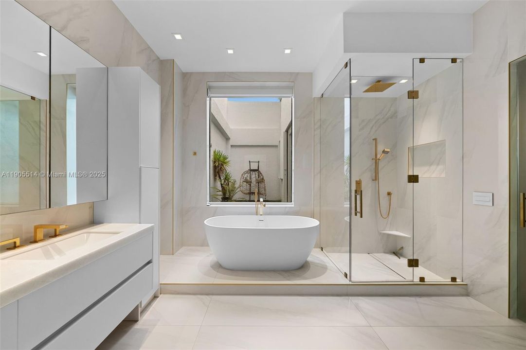 For Sale: $2,499,999 (3 beds, 4 baths, 3206 Square Feet)