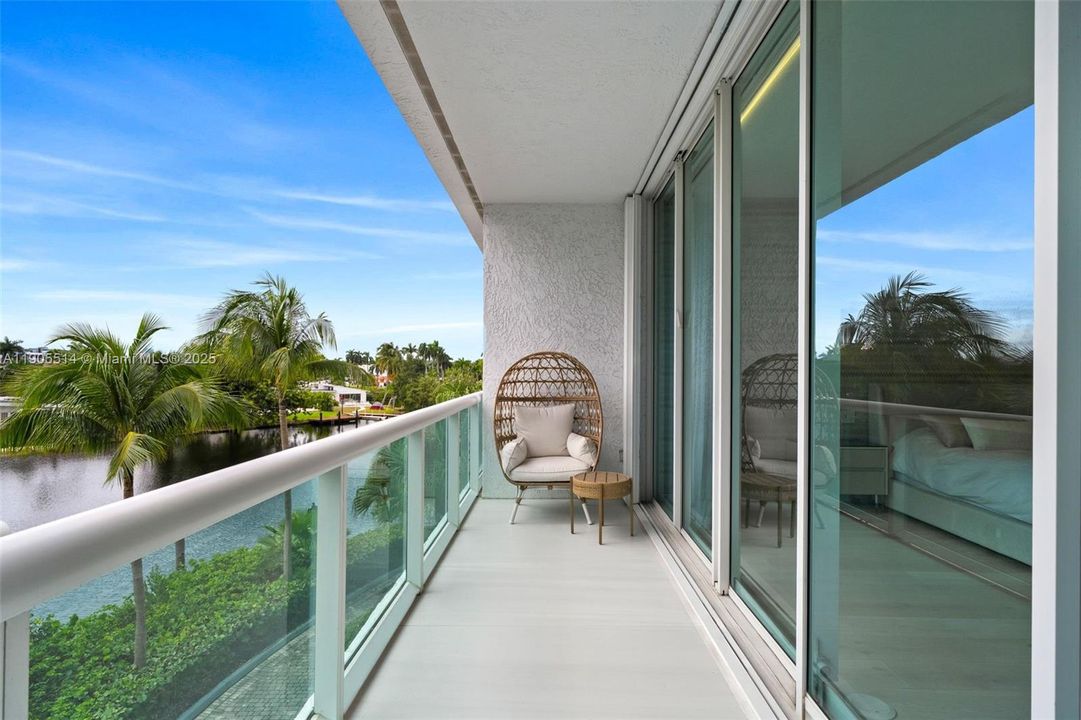 For Sale: $2,499,999 (3 beds, 4 baths, 3206 Square Feet)