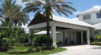 For Sale: $599,400 (3 beds, 2 baths, 1984 Square Feet)