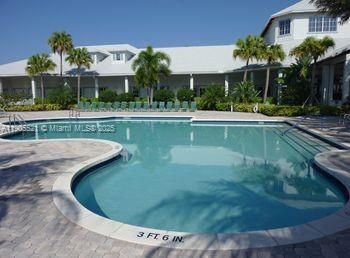 For Sale: $599,400 (3 beds, 2 baths, 1984 Square Feet)