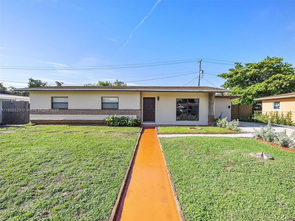 For Rent: $5,990 (3 beds, 2 baths, 1650 Square Feet)