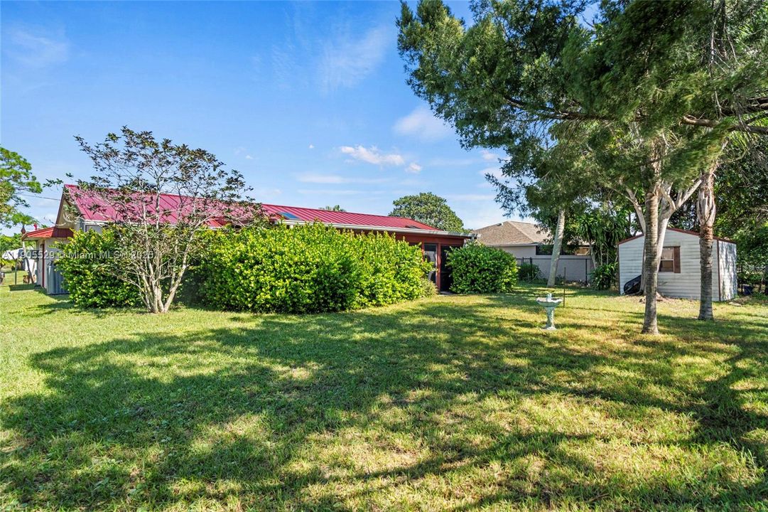 Activo con contrato: $320,000 (3 camas, 2 baños, 1596 Pies cuadrados)