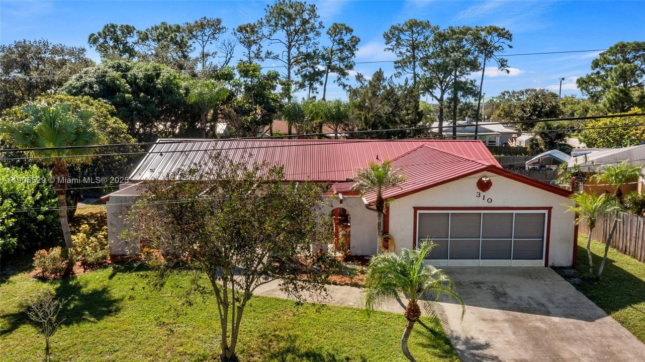 Activo con contrato: $320,000 (3 camas, 2 baños, 1596 Pies cuadrados)