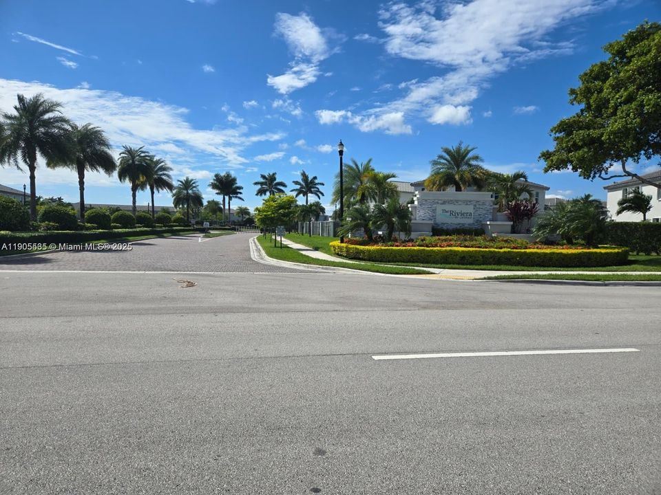 待售: $450,000 (3 贝兹, 2 浴室, 1827 平方英尺)