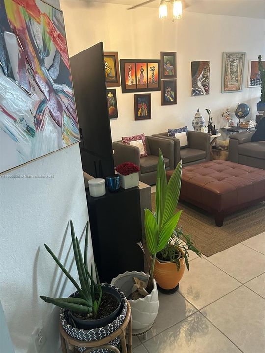 待售: $450,000 (3 贝兹, 2 浴室, 1827 平方英尺)