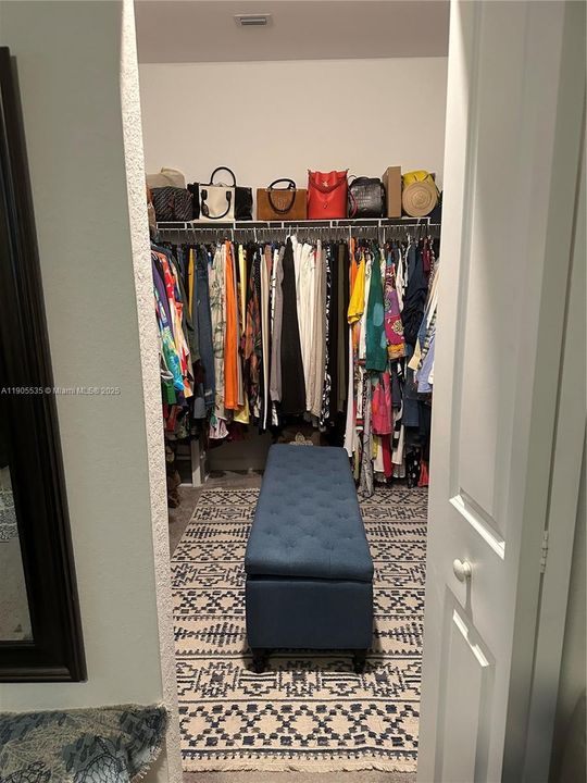 待售: $450,000 (3 贝兹, 2 浴室, 1827 平方英尺)