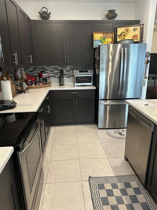 待售: $450,000 (3 贝兹, 2 浴室, 1827 平方英尺)