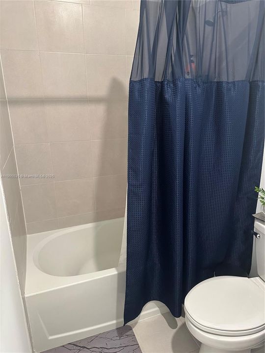 待售: $450,000 (3 贝兹, 2 浴室, 1827 平方英尺)