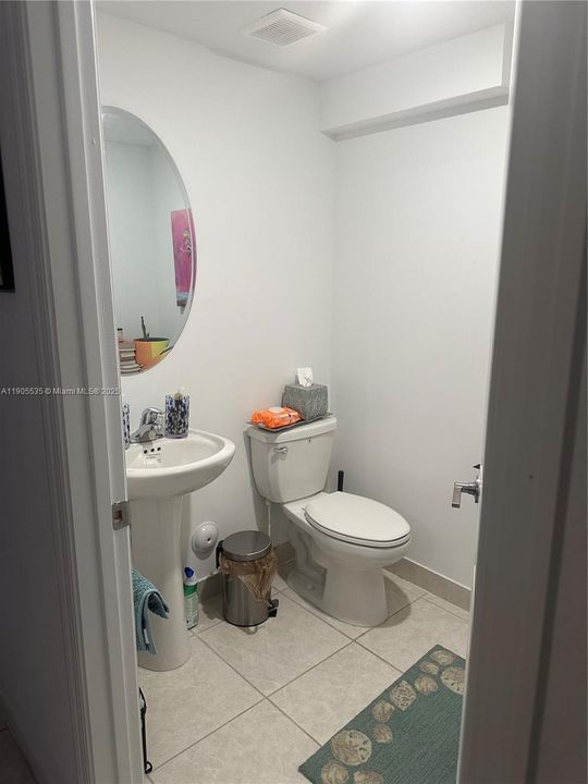 待售: $450,000 (3 贝兹, 2 浴室, 1827 平方英尺)