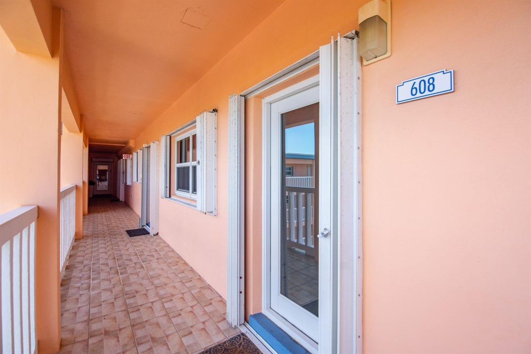 Entrance to 608B