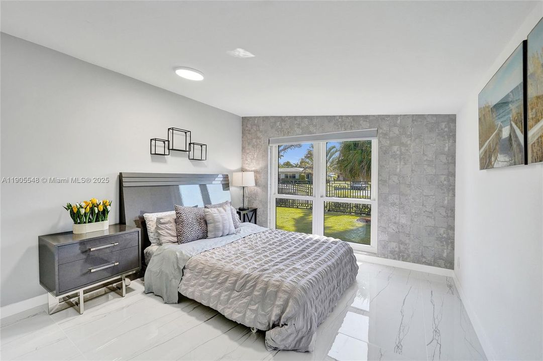 En Venta: $1,899,000 (4 camas, 3 baños, 2194 Pies cuadrados)