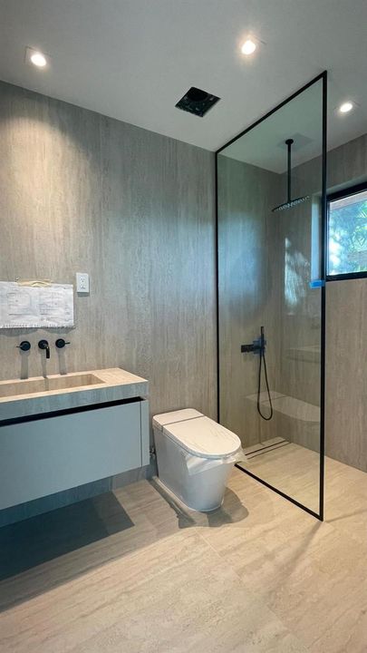 For Sale: $5,900,000 (4 beds, 4 baths, 4410 Square Feet)