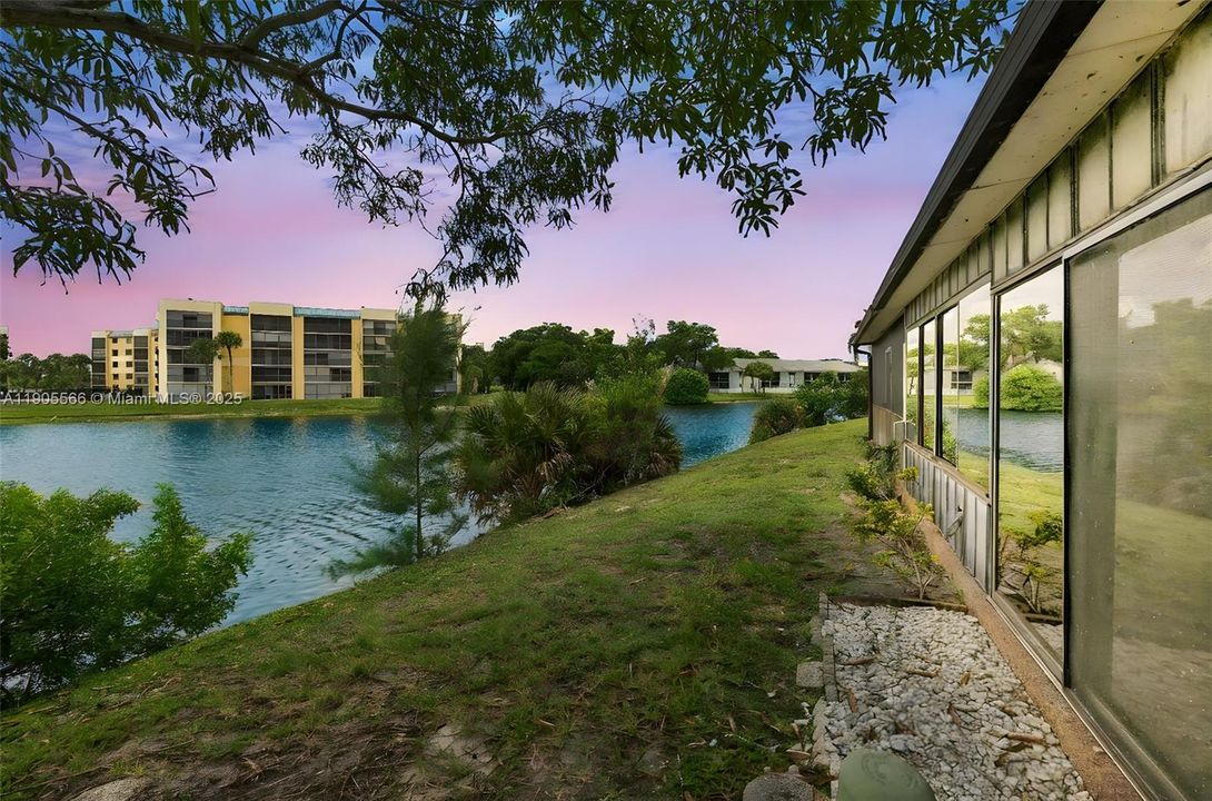 For Sale: $360,000 (3 beds, 2 baths, 1540 Square Feet)