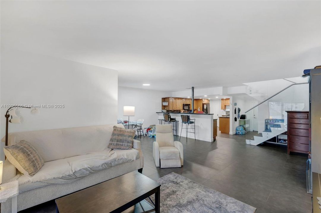 For Sale: $360,000 (3 beds, 2 baths, 1540 Square Feet)