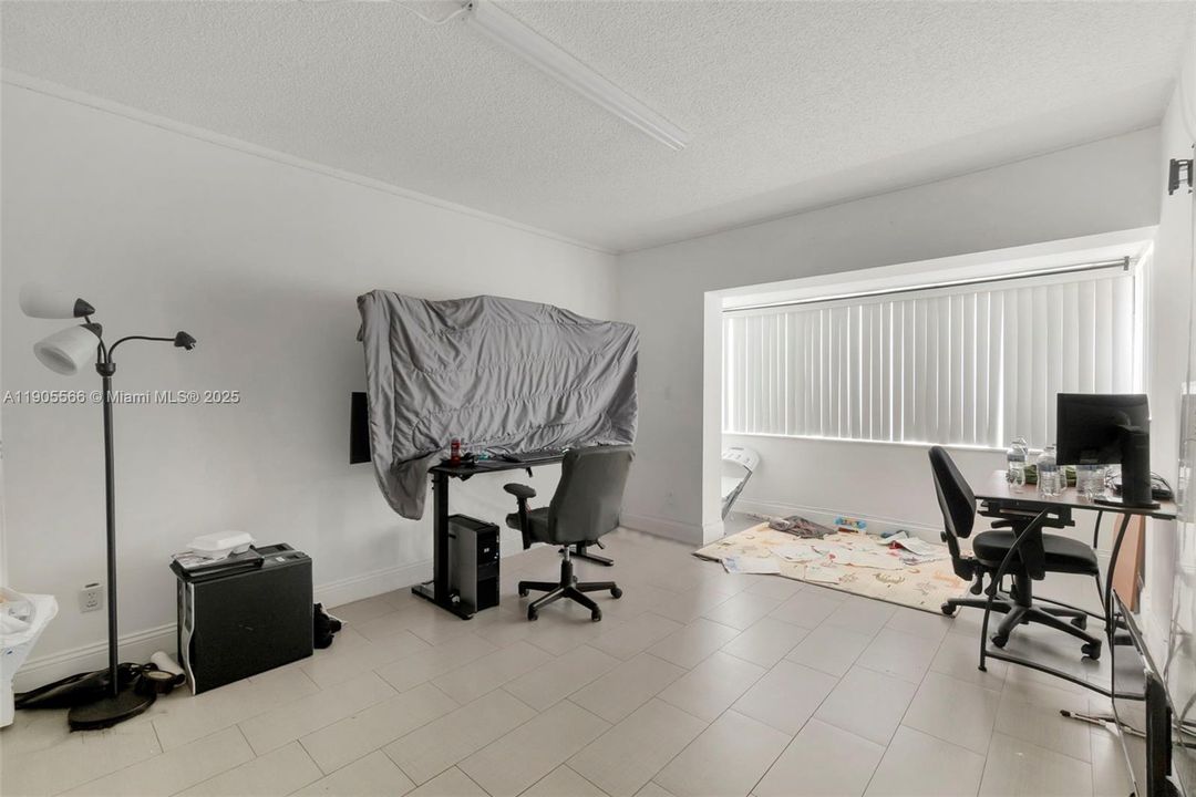 For Sale: $360,000 (3 beds, 2 baths, 1540 Square Feet)