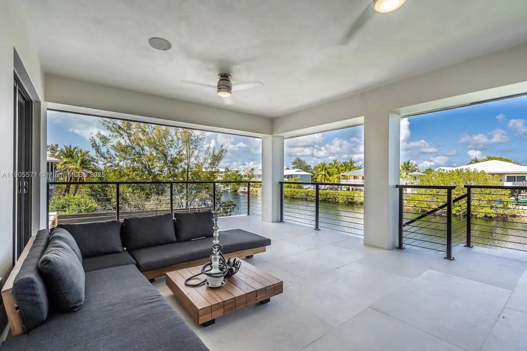 For Rent: $22,000 (5 beds, 5 baths, 3868 Square Feet)