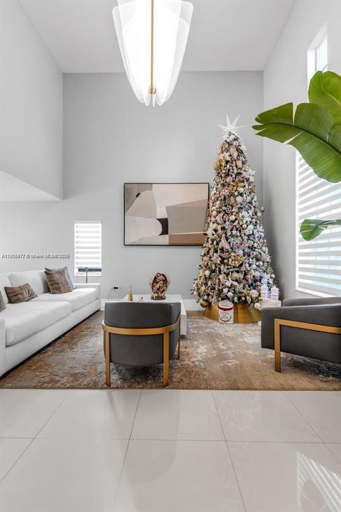 For Sale: $875,000 (5 beds, 3 baths, 2537 Square Feet)