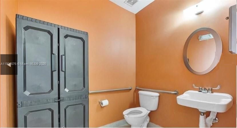 For Rent: $2,000 (0 beds, 0 baths, 0 Square Feet)