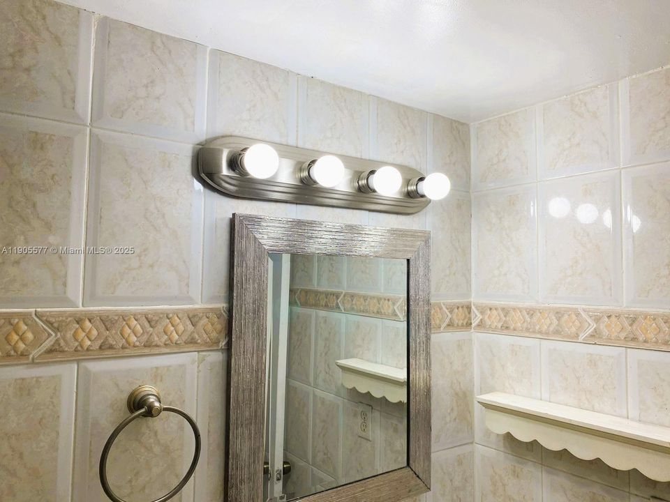 For Rent: $1,675 (1 beds, 1 baths, 600 Square Feet)