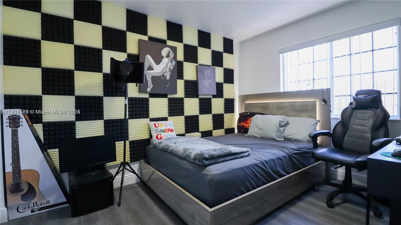 En Renta: $2,600 (3 camas, 3 baños, 1510 Pies cuadrados)