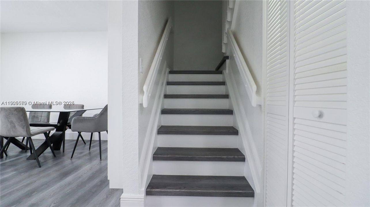 En Renta: $2,600 (3 camas, 3 baños, 1510 Pies cuadrados)