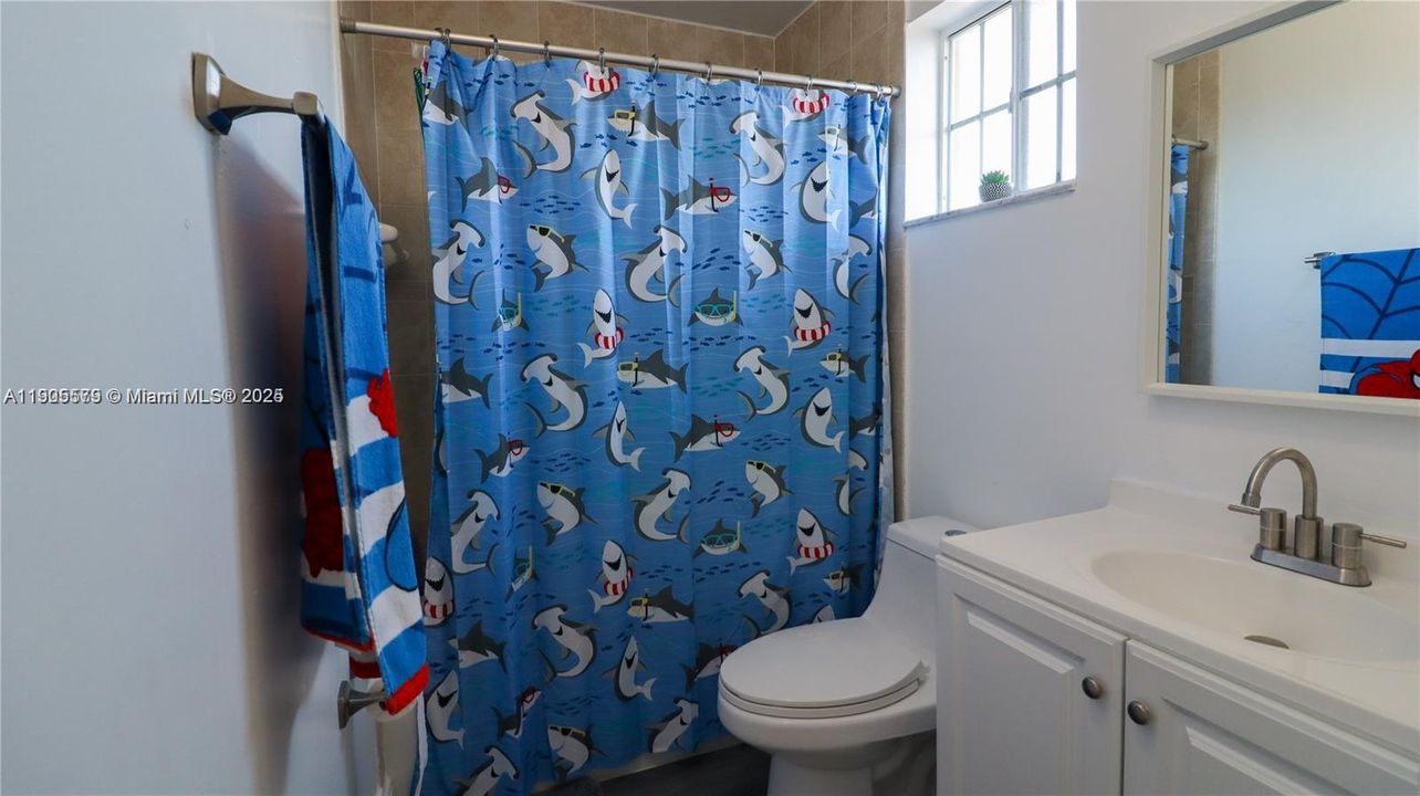 En Renta: $2,600 (3 camas, 3 baños, 1510 Pies cuadrados)