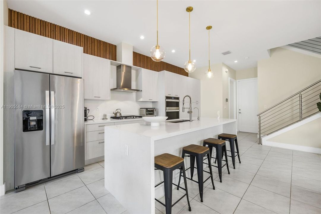 For Sale: $1,075,000 (3 beds, 2 baths, 2158 Square Feet)
