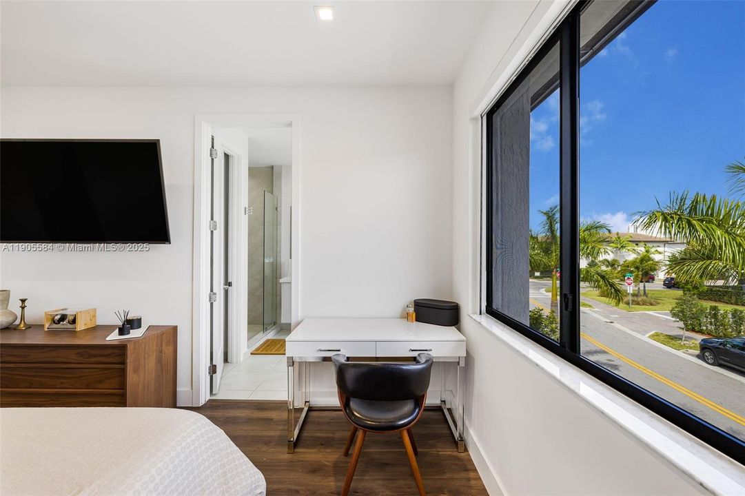 For Sale: $1,075,000 (3 beds, 2 baths, 2158 Square Feet)