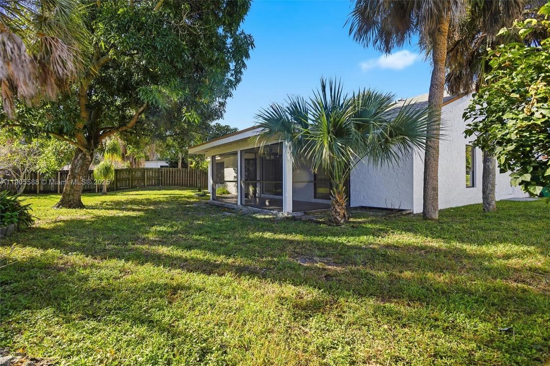 Recently Sold: $545,000 (3 beds, 2 baths, 1666 Square Feet)