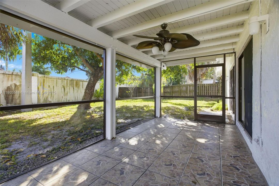 Recently Sold: $545,000 (3 beds, 2 baths, 1666 Square Feet)