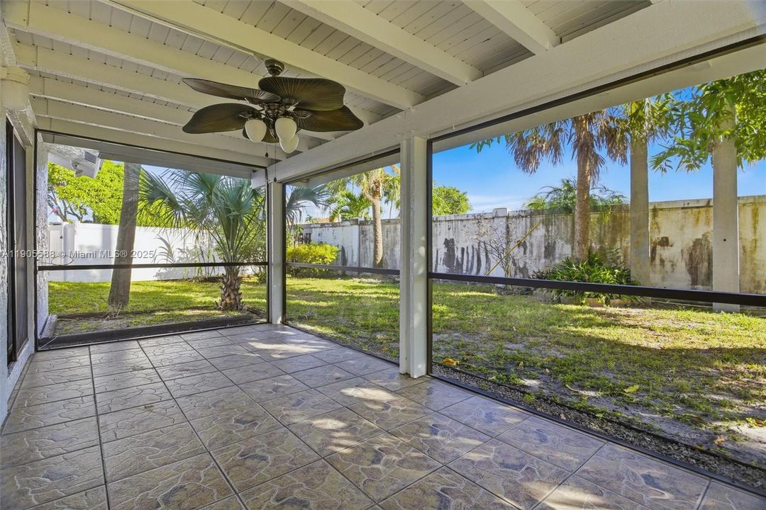 Recently Sold: $545,000 (3 beds, 2 baths, 1666 Square Feet)