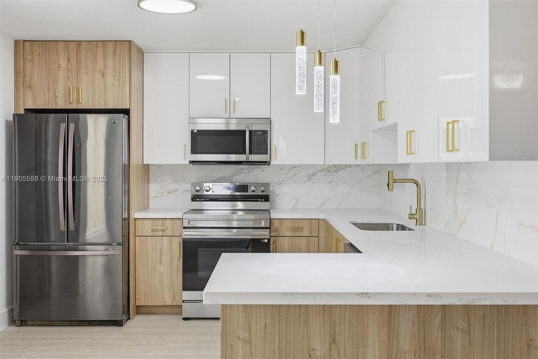 Recently Sold: $545,000 (3 beds, 2 baths, 1666 Square Feet)