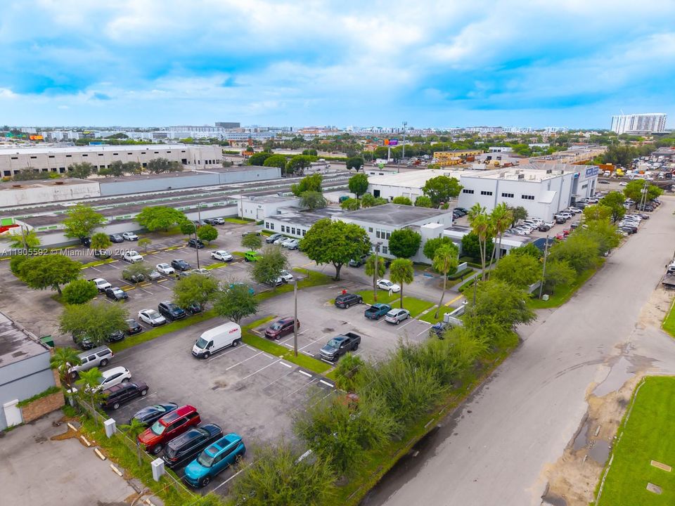 出租: $28 (0 贝兹, 0 浴室, 0 平方英尺)