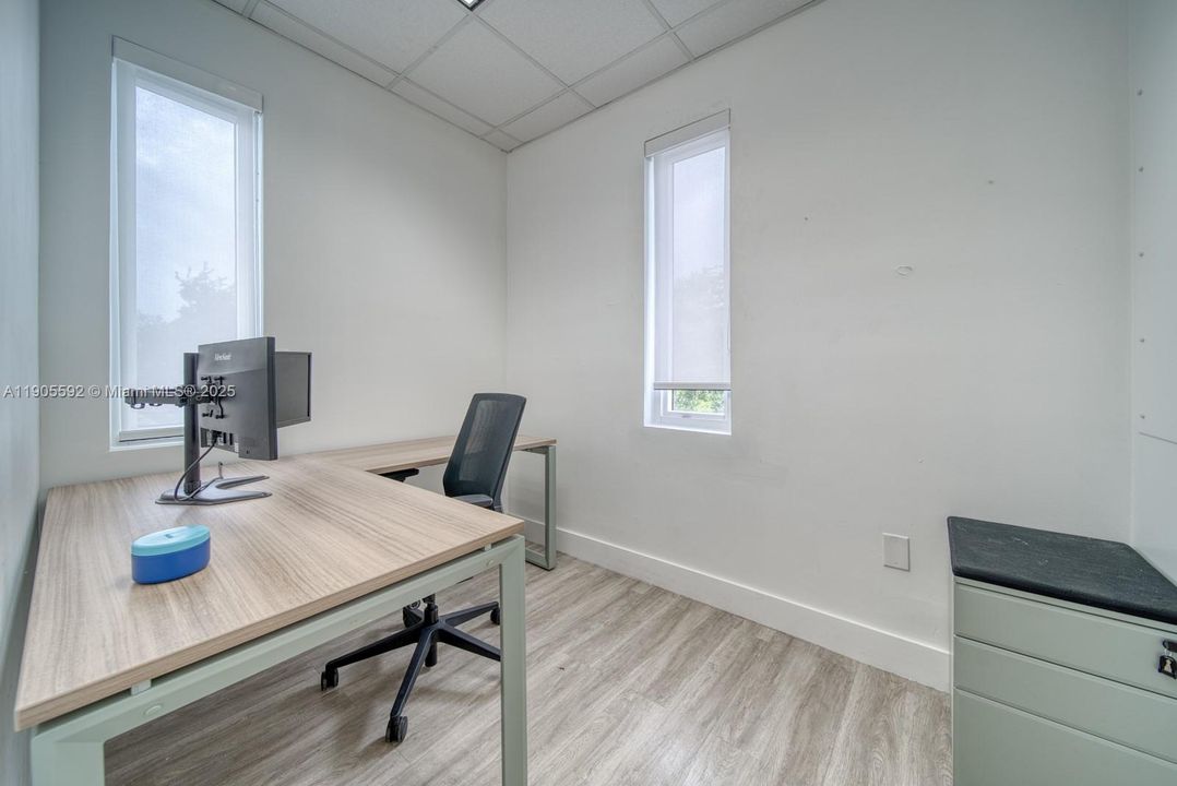 出租: $28 (0 贝兹, 0 浴室, 0 平方英尺)