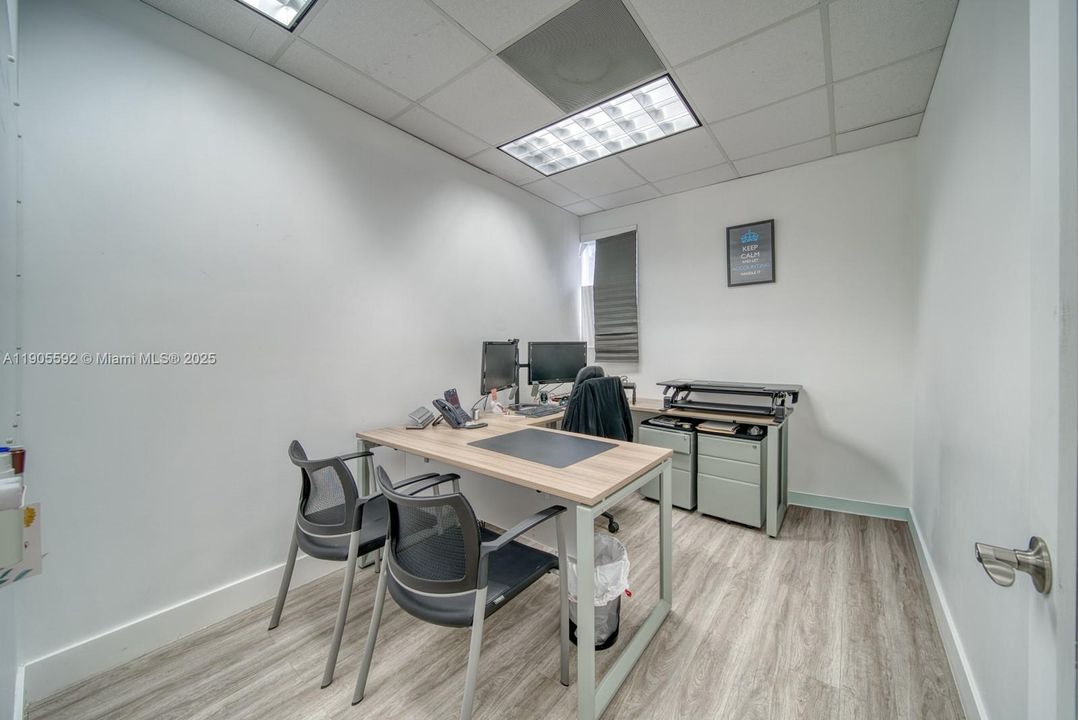 出租: $28 (0 贝兹, 0 浴室, 0 平方英尺)