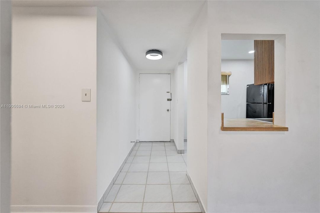 待售: $179,000 (2 贝兹, 2 浴室, 1080 平方英尺)