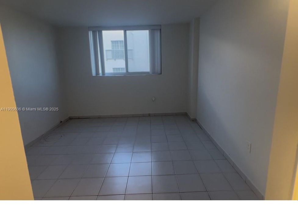 For Rent: $2,500 (1 beds, 1 baths, 655 Square Feet)